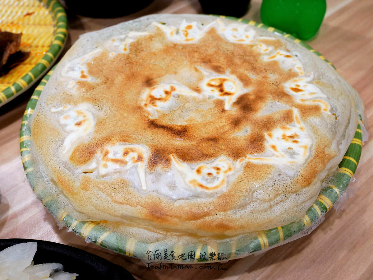 臺南永康推薦多肉皮帶牛肉麵冰花雪花園盤煎餃-麵家二眷-永康店
