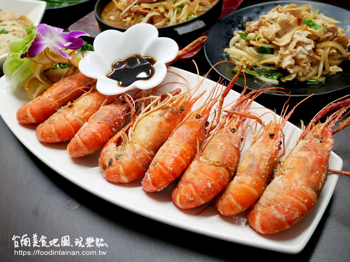 臺南新市南科推薦聚餐桶仔雞甕仔雞臺式快炒泰國活蝦料理-家和甕缸雞、泰國蝦海鮮餐廳